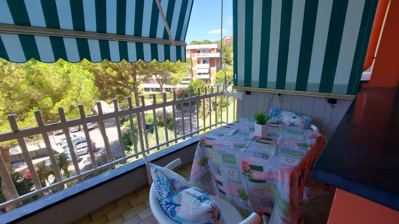 Relax Al Guardastelle - Free Parking & Air Condition - Swimming Pool Additional Pay Rapallo Eksteriør billede